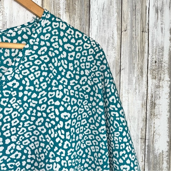 Jodifl Teal The End Oversized Blouse - Picture 3 of 6